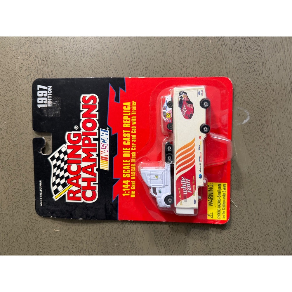Racing Champions 1997 NASCAR 1:144 Dale Jarrett White Rain Car Cab Trailer 09192